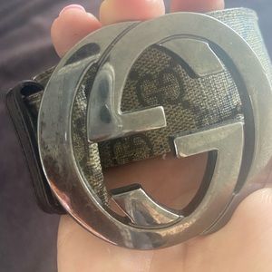 Men’s authentic Gucci belt